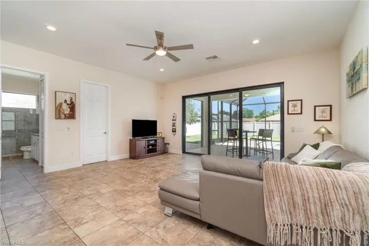 3137 Se 8th Ave, Cape Coral, Florida 33904