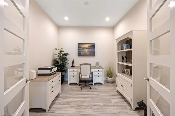 5626  Elbow  AVE, Naples, FL 34113