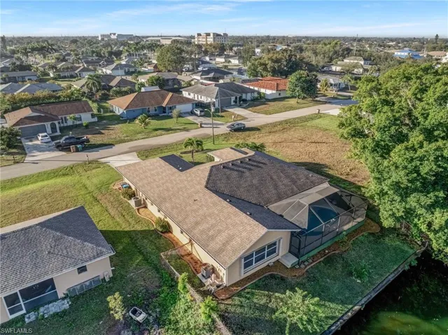 1631 Se 2nd St, Cape Coral, Florida 33990
