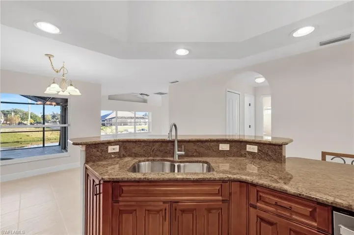 1631 Se 2nd St, Cape Coral, Florida 33990