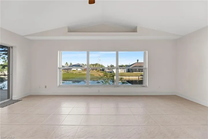 1631 Se 2nd St, Cape Coral, Florida 33990