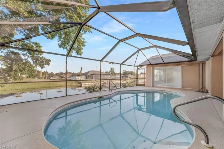 1631 Se 2nd St, Cape Coral, Florida 33990