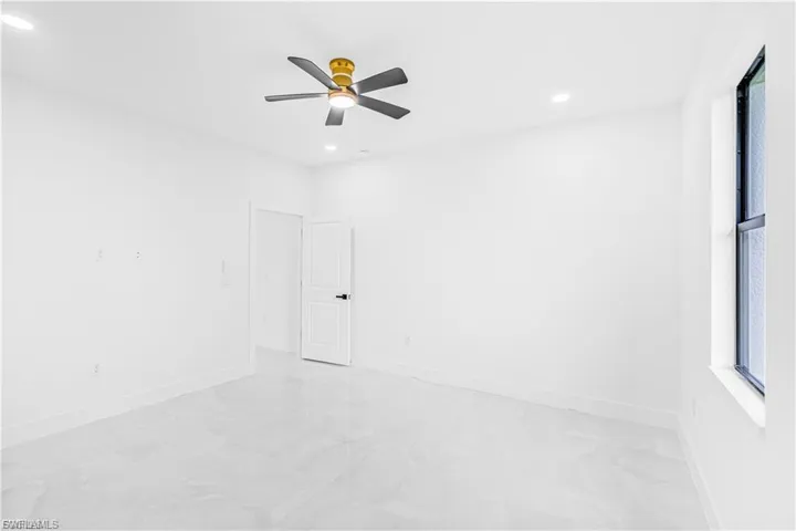 868 Carbon St E, Lehigh Acres, Florida 33974