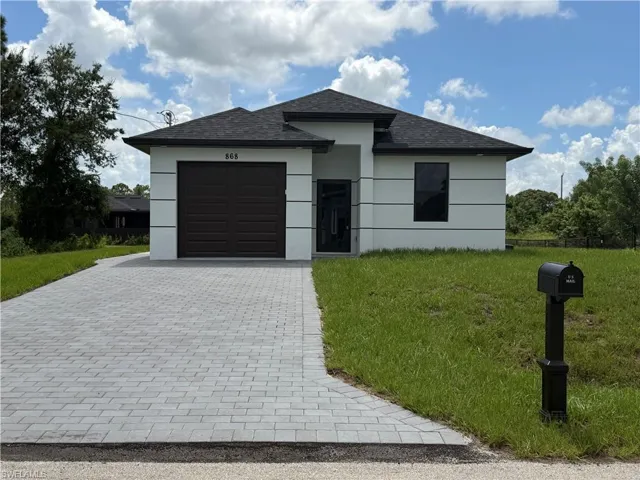 868 Carbon St E, Lehigh Acres, Florida 33974