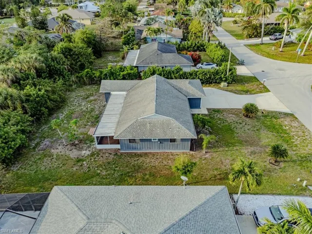 27126  Elaine  DR, Bonita Springs, FL 34135