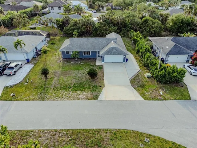 27126  Elaine  DR, Bonita Springs, FL 34135