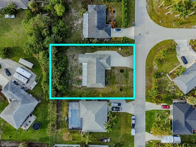 27126  Elaine  DR, Bonita Springs, FL 34135