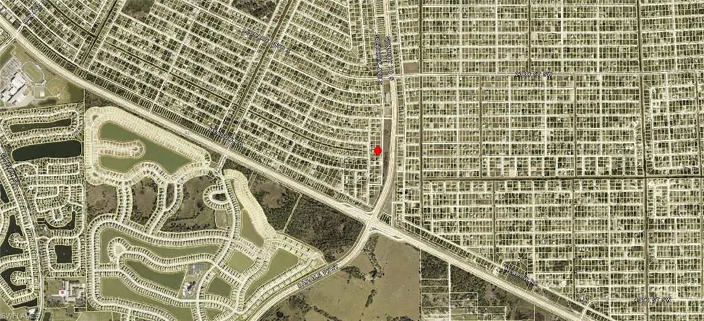 2630/2632  Gretchen S AVE, Lehigh Acres, FL 33973