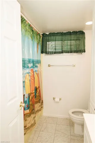 1931 W Lakeview  BLVD, North Fort Myers, FL 33903