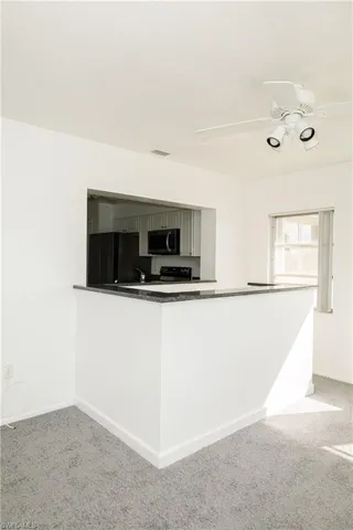 1931 W Lakeview  BLVD, North Fort Myers, FL 33903