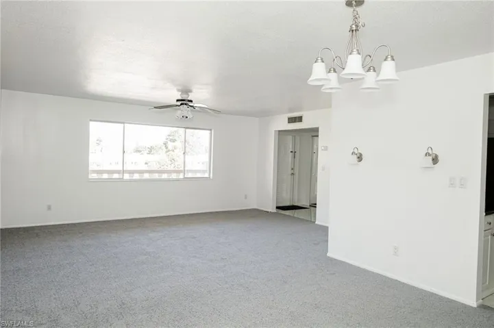 1931 W Lakeview  BLVD, North Fort Myers, FL 33903