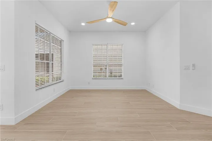 Empty room with ceiling fan