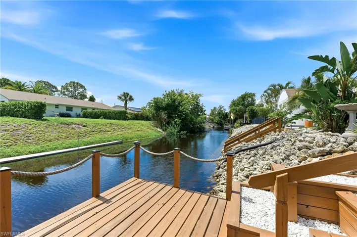27051 Sun Aqua Ln, Bonita Springs, Florida 34135