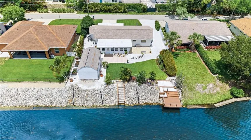 27051 Sun Aqua Ln, Bonita Springs, Florida 34135