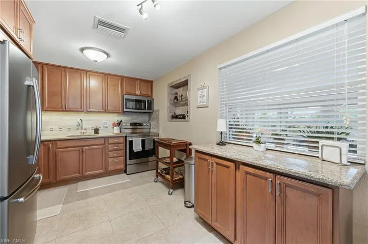 27051 Sun Aqua Ln, Bonita Springs, Florida 34135