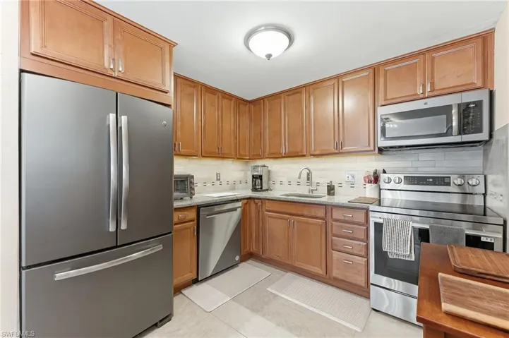 27051 Sun Aqua Ln, Bonita Springs, Florida 34135