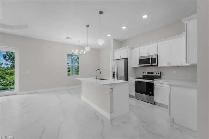 1911 Richmond Ave N, Lehigh Acres, Florida 33972