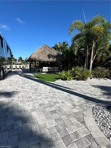 13420  Snook  CIR, Naples, FL 34114