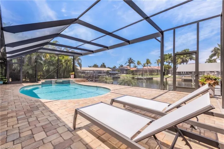 2207 Sw 52nd St, Cape Coral, Florida 33914