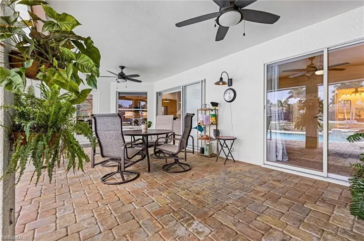 2207 Sw 52nd St, Cape Coral, Florida 33914
