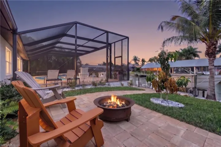 2207 Sw 52nd St, Cape Coral, Florida 33914