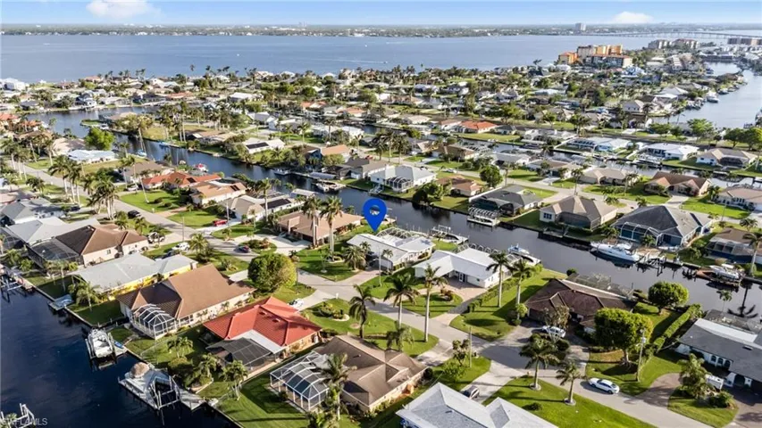 1904 Se 37th St, Cape Coral, Florida 33904