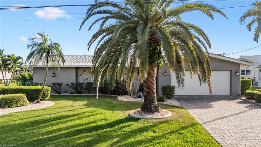 1904 Se 37th St, Cape Coral, Florida 33904