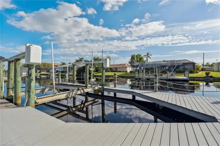 1904 Se 37th St, Cape Coral, Florida 33904
