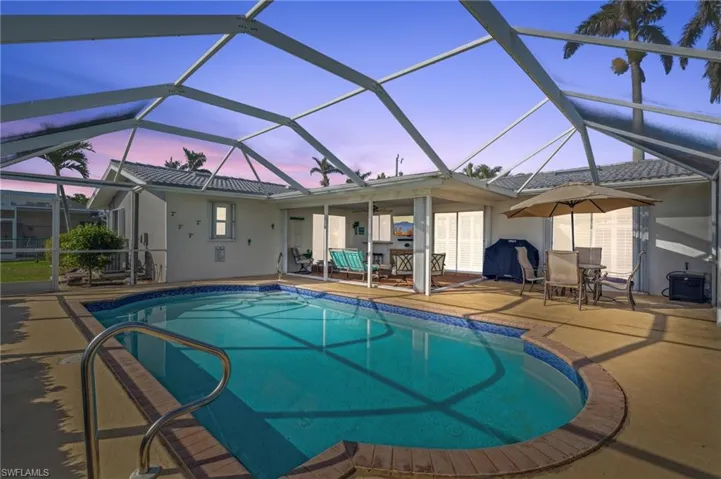 1904 Se 37th St, Cape Coral, Florida 33904
