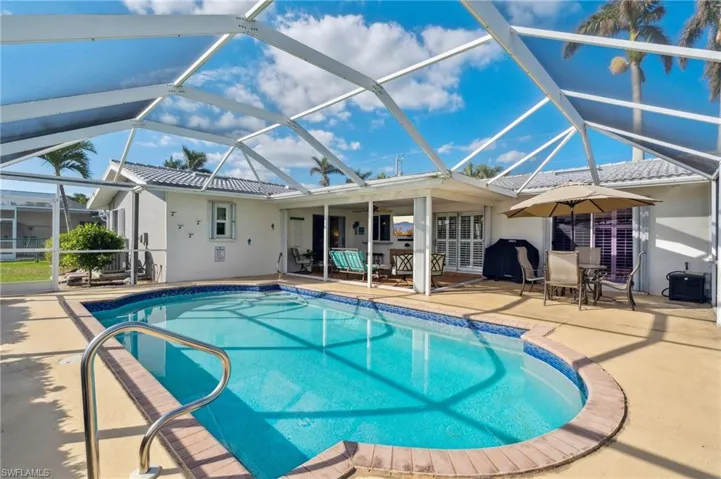 1904 Se 37th St, Cape Coral, Florida 33904