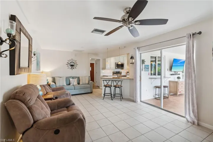 1904 Se 37th St, Cape Coral, Florida 33904