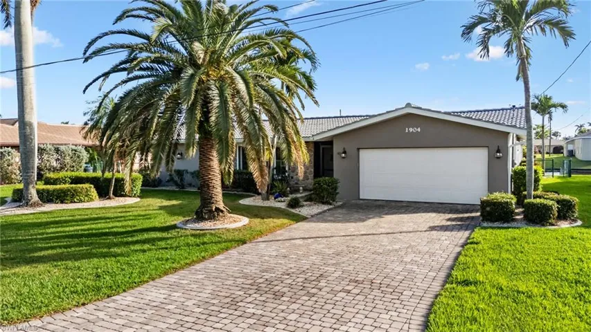 1904 Se 37th St, Cape Coral, Florida 33904