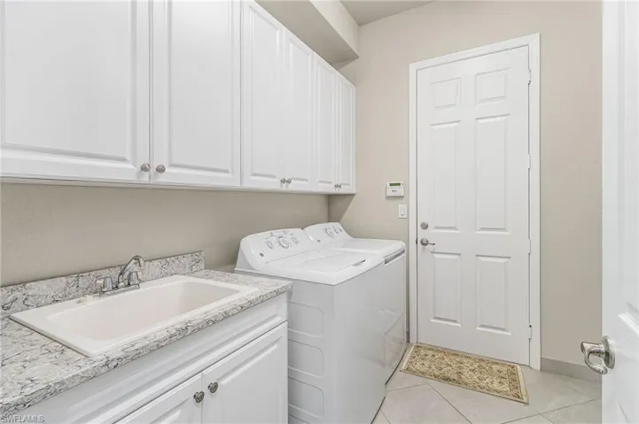 10079 Chesapeake Bay Dr, Fort Myers Fl 33913