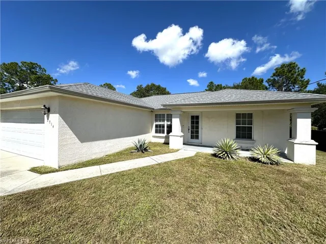 2814  50th W ST, Lehigh Acres, FL 33971