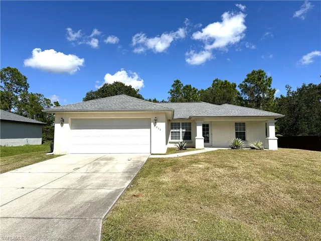 2814  50th W ST, Lehigh Acres, FL 33971