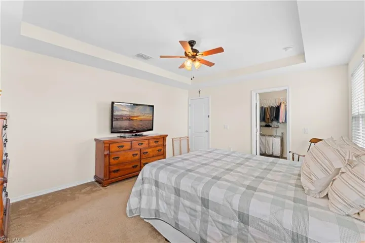 910 Sw 33rd Ter, Cape Coral, Florida 33914