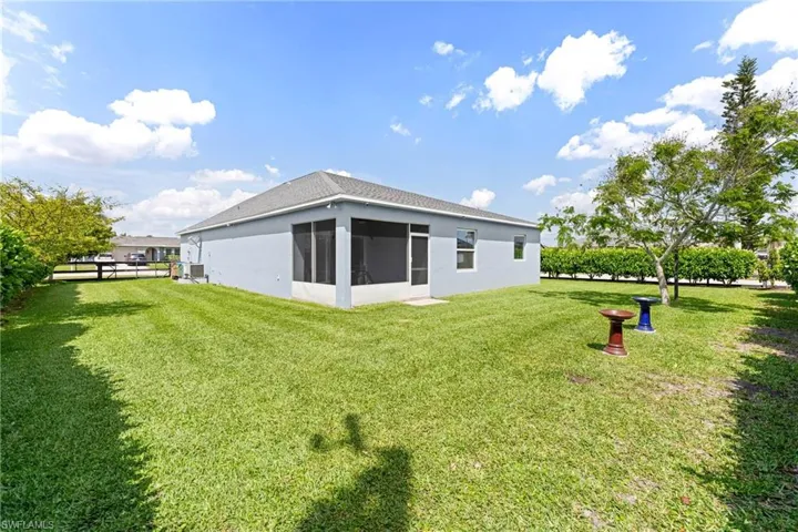 910 Sw 33rd Ter, Cape Coral, Florida 33914