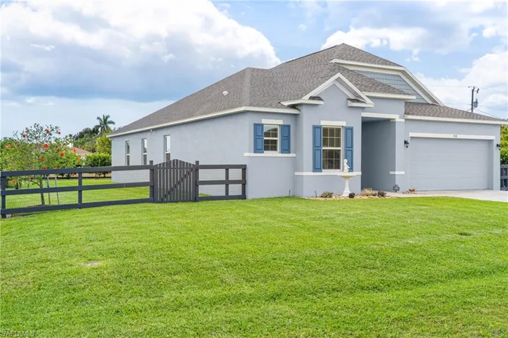 910 Sw 33rd Ter, Cape Coral, Florida 33914