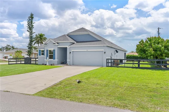910 Sw 33rd Ter, Cape Coral, Florida 33914
