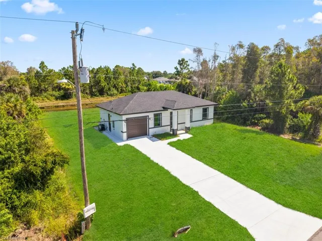 991 Plantation Rd, Lehigh Acres, Florida 33974