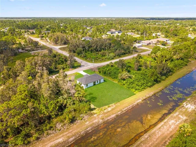 991 Plantation Rd, Lehigh Acres, Florida 33974