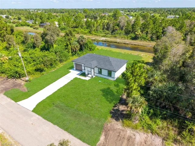 991 Plantation Rd, Lehigh Acres, Florida 33974