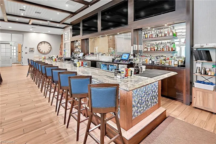 Casual Dining