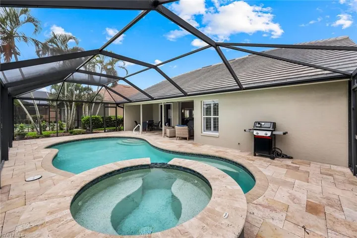 25061 Bay Cedar Dr, Bonita Springs, Florida 34134