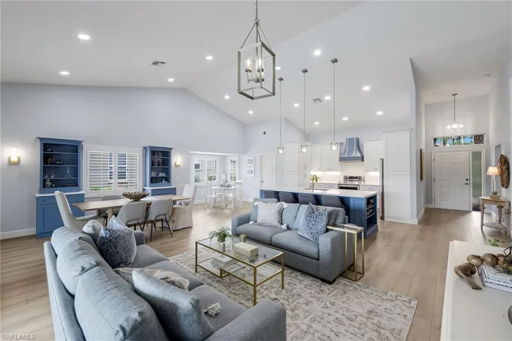 25061 Bay Cedar Dr, Bonita Springs, Florida 34134
