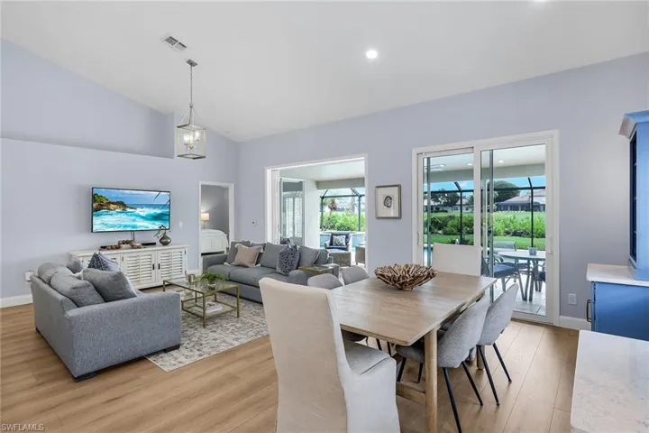 25061 Bay Cedar Dr, Bonita Springs, Florida 34134