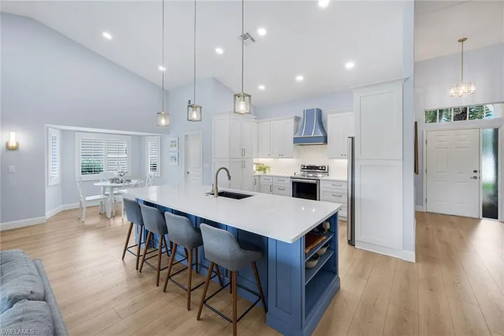 25061 Bay Cedar Dr, Bonita Springs, Florida 34134