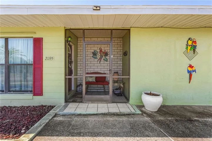 21195  Glendale  AVE, Port Charlotte, FL 33952