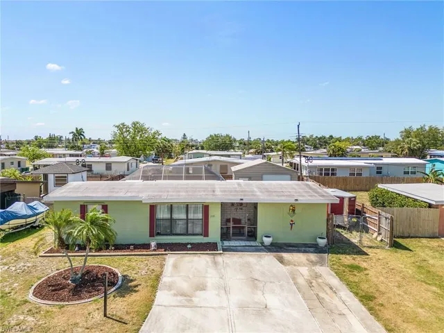 21195  Glendale  AVE, Port Charlotte, FL 33952
