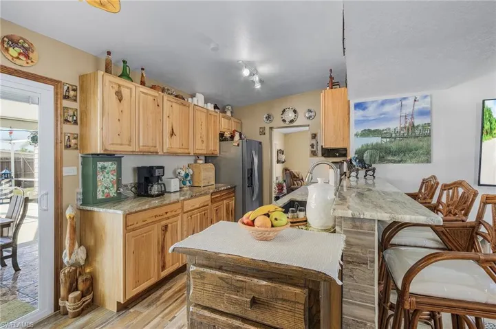 21195  Glendale  AVE, Port Charlotte, FL 33952